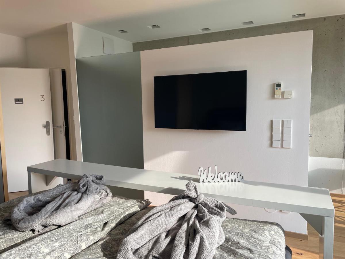 *Brandnew* Modernes Apartment In Den Weinbergen Mit Pool Und Sauna Spielfeld Buitenkant foto